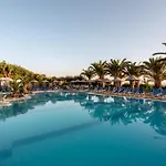 Semesteranläggning (resort) Mediterraneo 4*