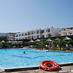 Semesteranläggning (resort) Mediterraneo 4*