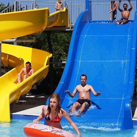 리조트 Mediterraneo 4*