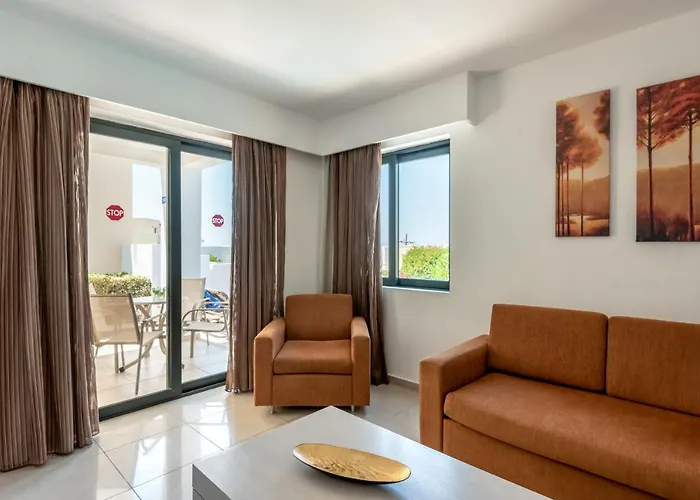 Resort Mediterraneo 4*