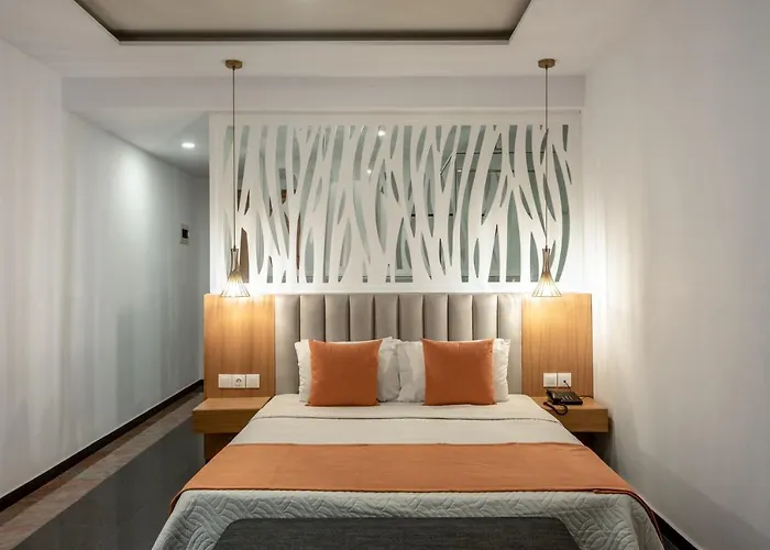 Mediterraneo Θέρετρο Χερσόνησος